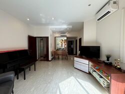 The Edgewater (D17), Condominium #466008801